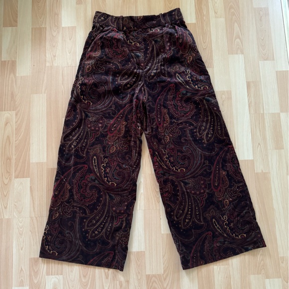 Banana Republic Pants - Paisley Velvet Wide-Leg Pants